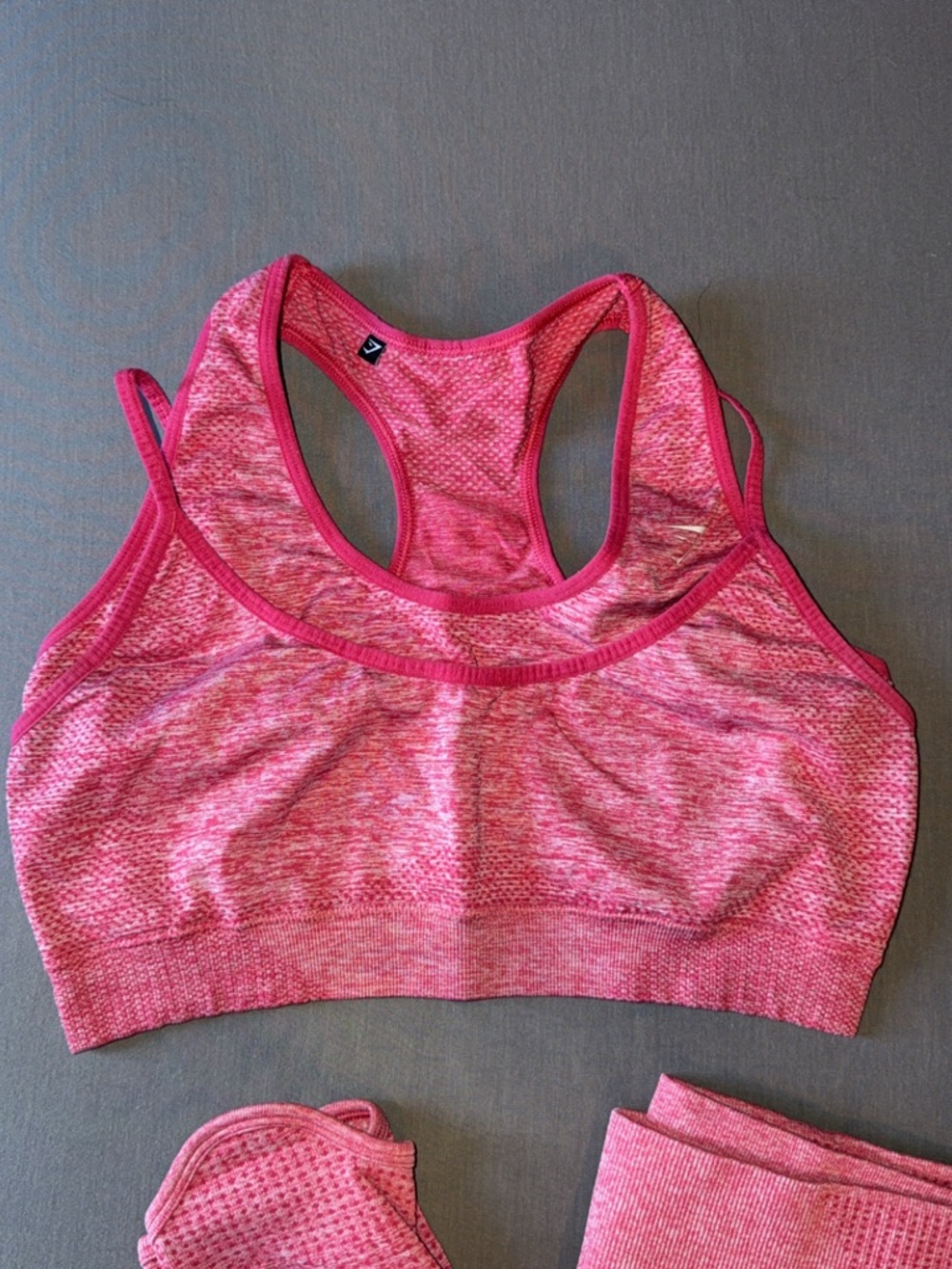 Gymshark Pink Seamless Racerback Sports Bra & Leggings Set - Picture 3 of 5